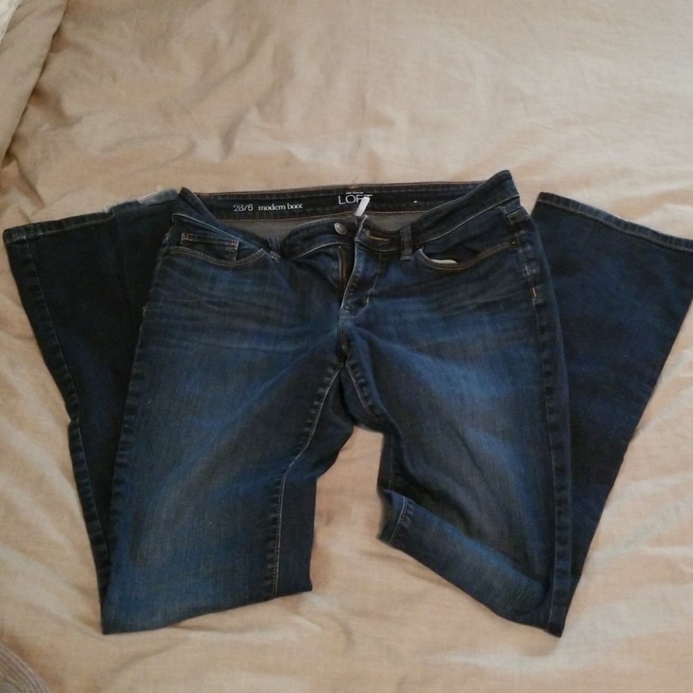 Modern bootcut loft jeans...size 6